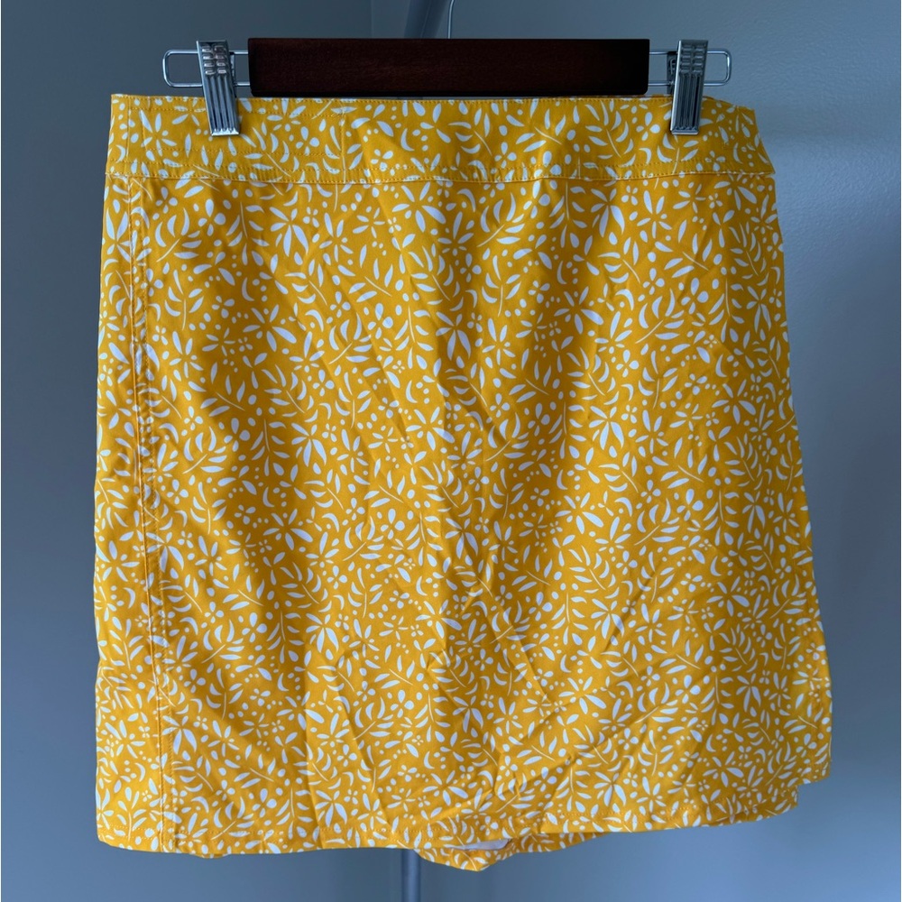 RipSkirt Hawaii Size Medium Skirt Vacation Beach Wrap Yellow Floral